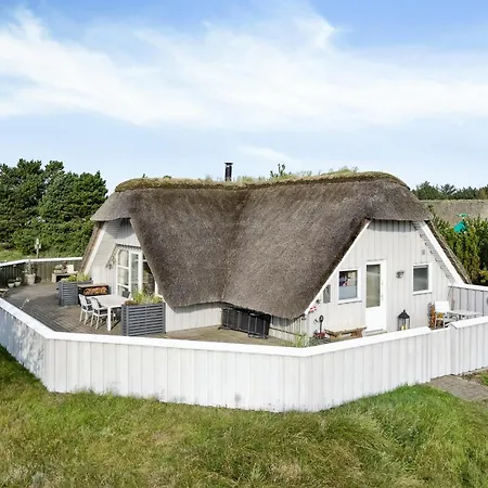 Thatched House Near Wadden Sea Nature Casa de Férias *